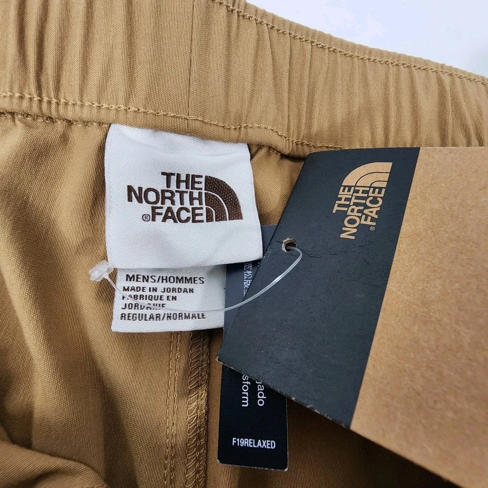 The North Face Men's 2XL Class V BLTD Shorts FlashDry Relaxed Fit Utility Brown